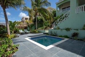 Apartment - The Ambassador Full Building (Jan Thiel)