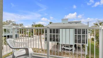 House, 2 Bedrooms | Property grounds