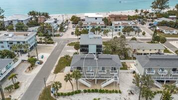 House, 2 Bedrooms | Exterior