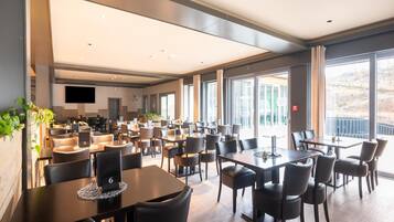 House | Tempat makan