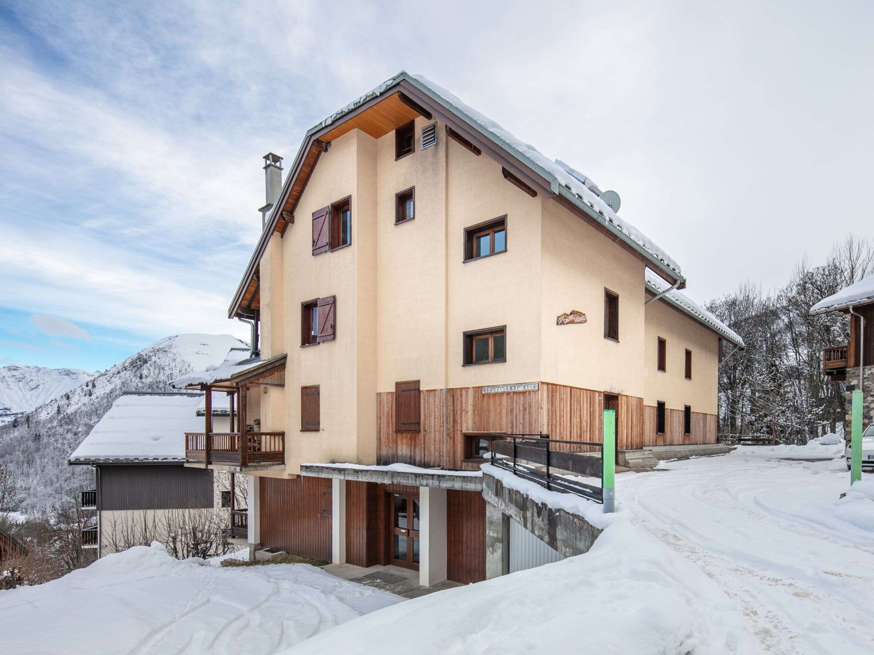 Apartment | Exterior