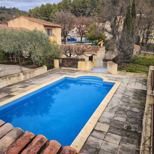 Ideal for curists or families - Furnished cottage with swimming pool