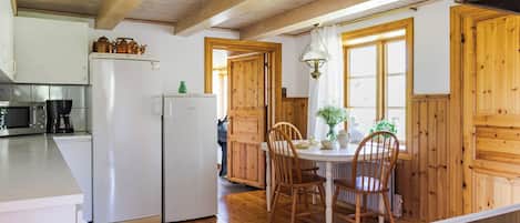 Fridge, microwave, cookware/dishes/utensils