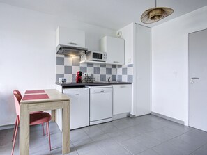 Apartment | Private kitchen - D. la Massane A Ndeg201 - 2P4 (Argelès-sur-Mer)