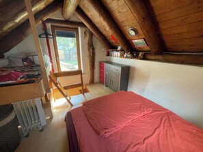 1 habitación y ropa de cama 