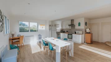 House | Tempat makan