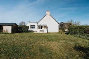 Exterior - Charming Holiday Home in Porspoder (Porspoder)