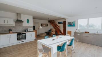 House | Dining