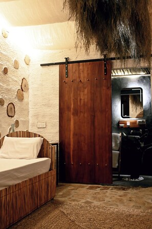 Standard Double or Twin Room | Free WiFi - Gal Oya Heritage Retreat  (Galgamuwa)