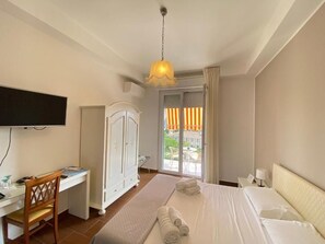 Double Room, Balcony, City View - Panoramic Rooms  (Syracuse)
