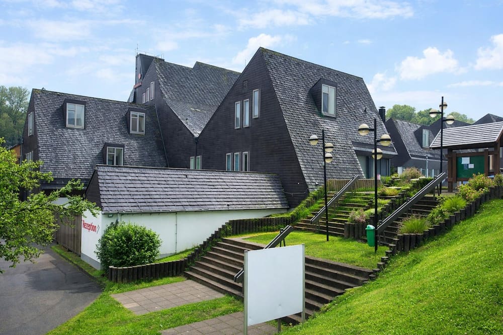 Nature Hideaway Hambachtal Holiday Park