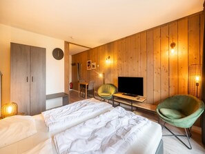 Apartment | 1 bedroom, bed sheets - Nature Hideaway Hambachtal Holiday Park (Oberhambach)