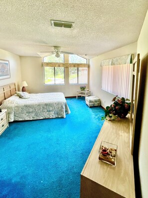 3 bedrooms, iron/ironing board, free WiFi, bed sheets