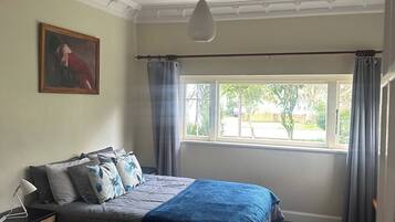 House, 5 Bedrooms, Smoking, Balcony | 5 bedrooms