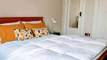 House, 5 Bedrooms, Smoking, Balcony | 5 bedrooms