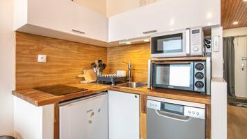 Apartment | Private kitchen