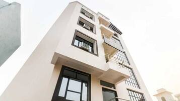 House | Bahagian luar