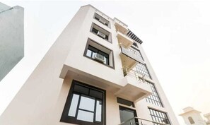 House | Exterior - Collection Campus Formerly Lily Grand (Varanasi)