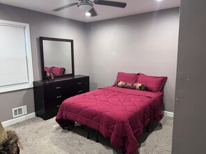 4 chambres, accès au Wi-Fi (inclus), literie fournie