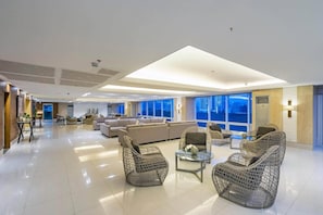 Departamento, 1 habitación, con acceso para personas discapacitadas, vista a la ciudad | Lounge