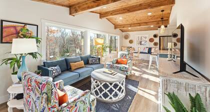 Bella Vista Basecamp a charming 3 bedroom home in the heart of NW Arkansas!