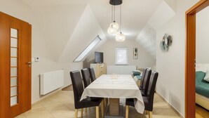 Dining - Petka 2 by Interhome (Badacsonyörs)