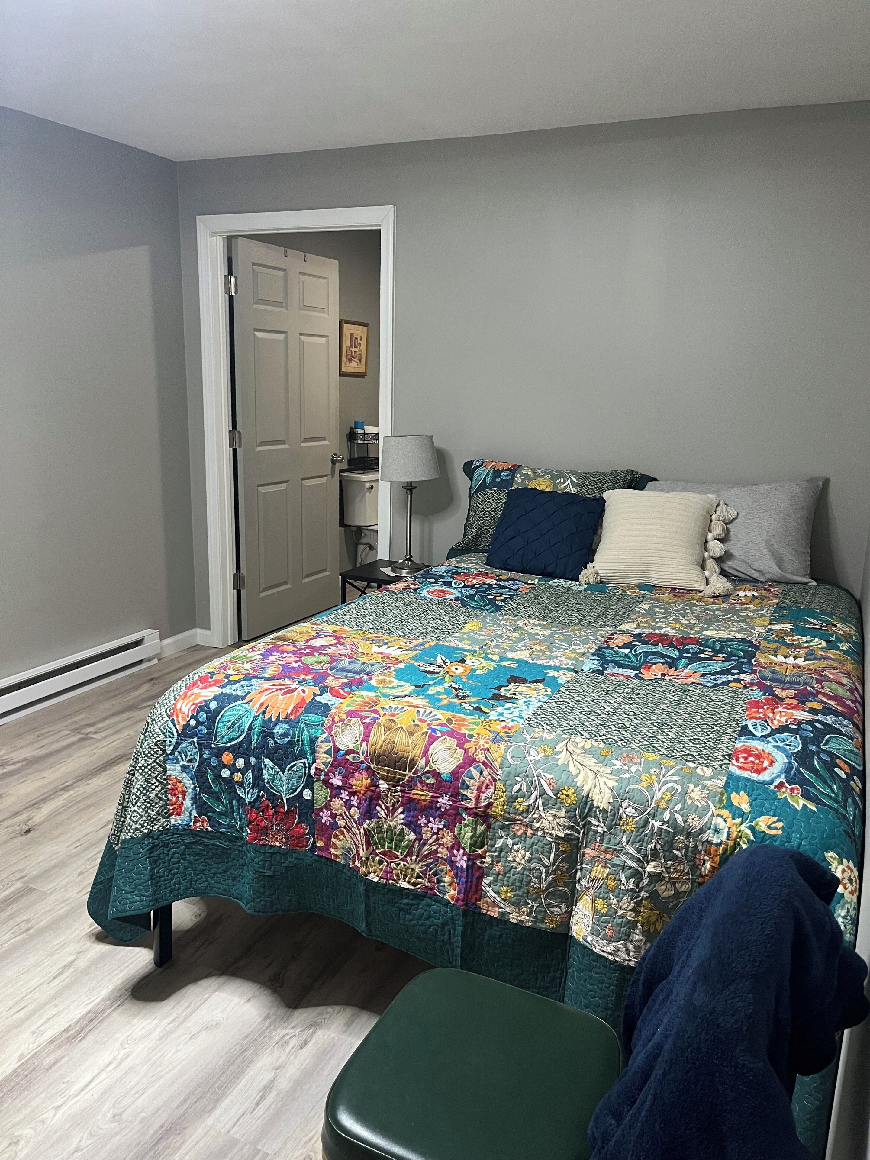 Iron/ironing board, free WiFi