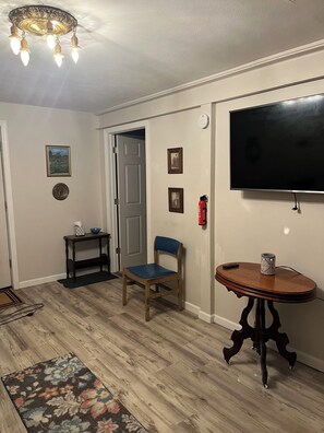 Interior - The Crawford Suite (Meadville)