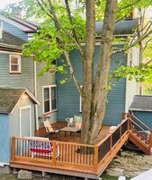 Superior Suite, 2 Bedrooms, Private Bathroom | Terrace/patio