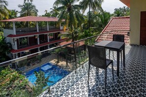 House - Palette Orient Greenz Pench by Checkin (Kurai)