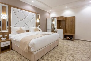 Departamento superior, 2 habitaciones | Caja de seguridad en la habitación, insonorización y wifi gratis 