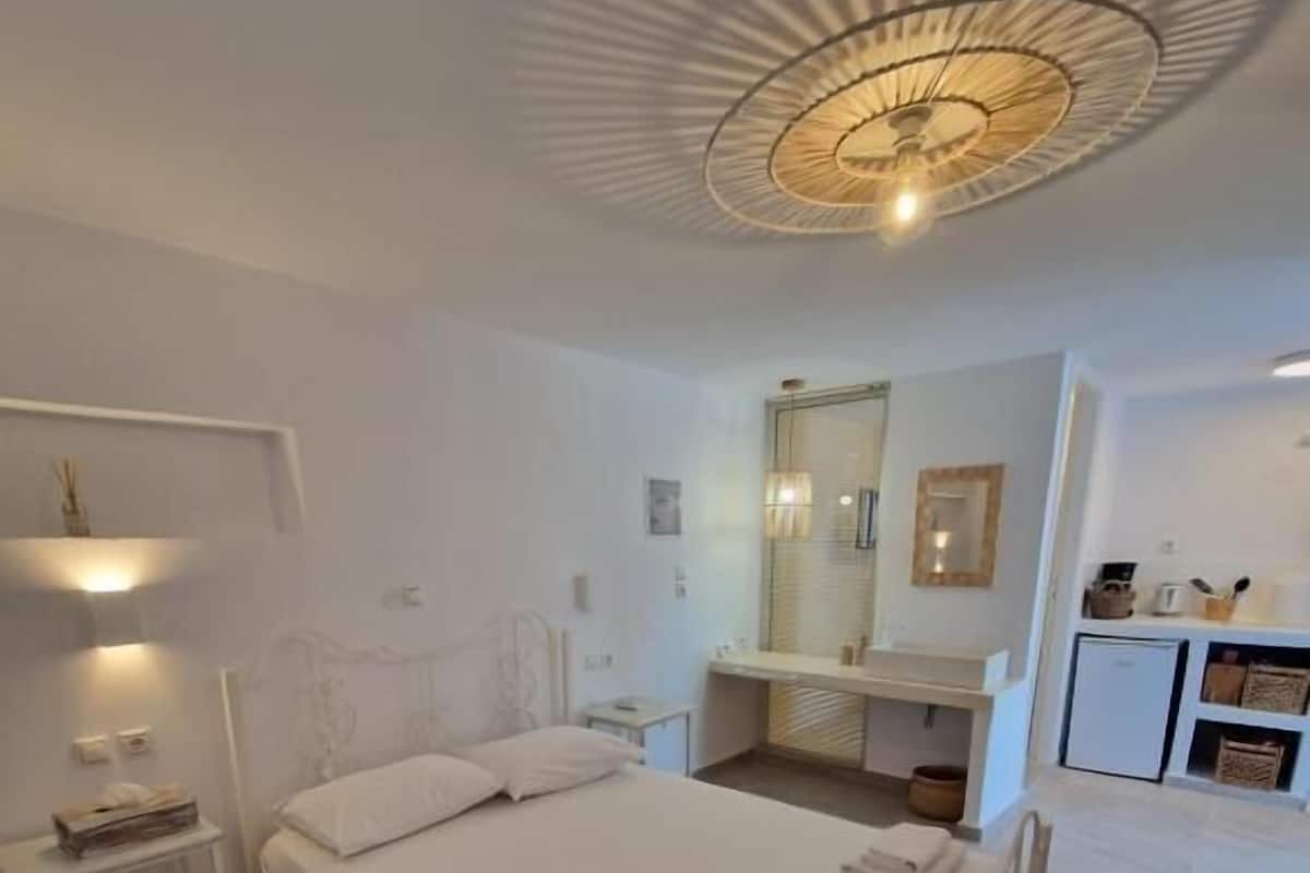 スタジオ コートヤードビュー | WiFi (無料)