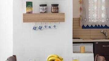 Studio - viss havsutsikt | Restauranger