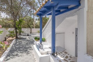 สตูดิโอ, ลานระเบียง, วิวสวนหย่อม | ลานระเบียง/นอกชาน