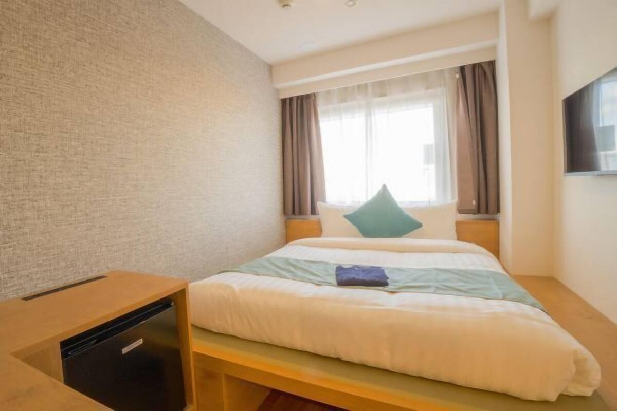 Bàn, khu vực làm việc phù hợp cho laptop