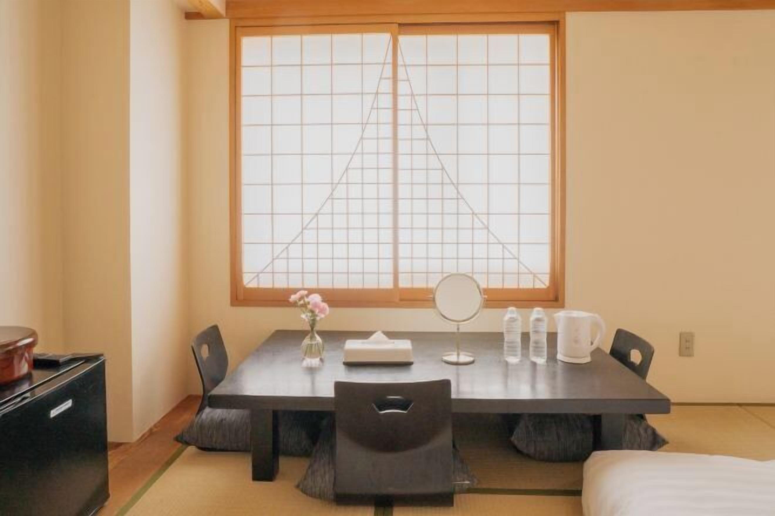 Desk, laptop workspace, free WiFi