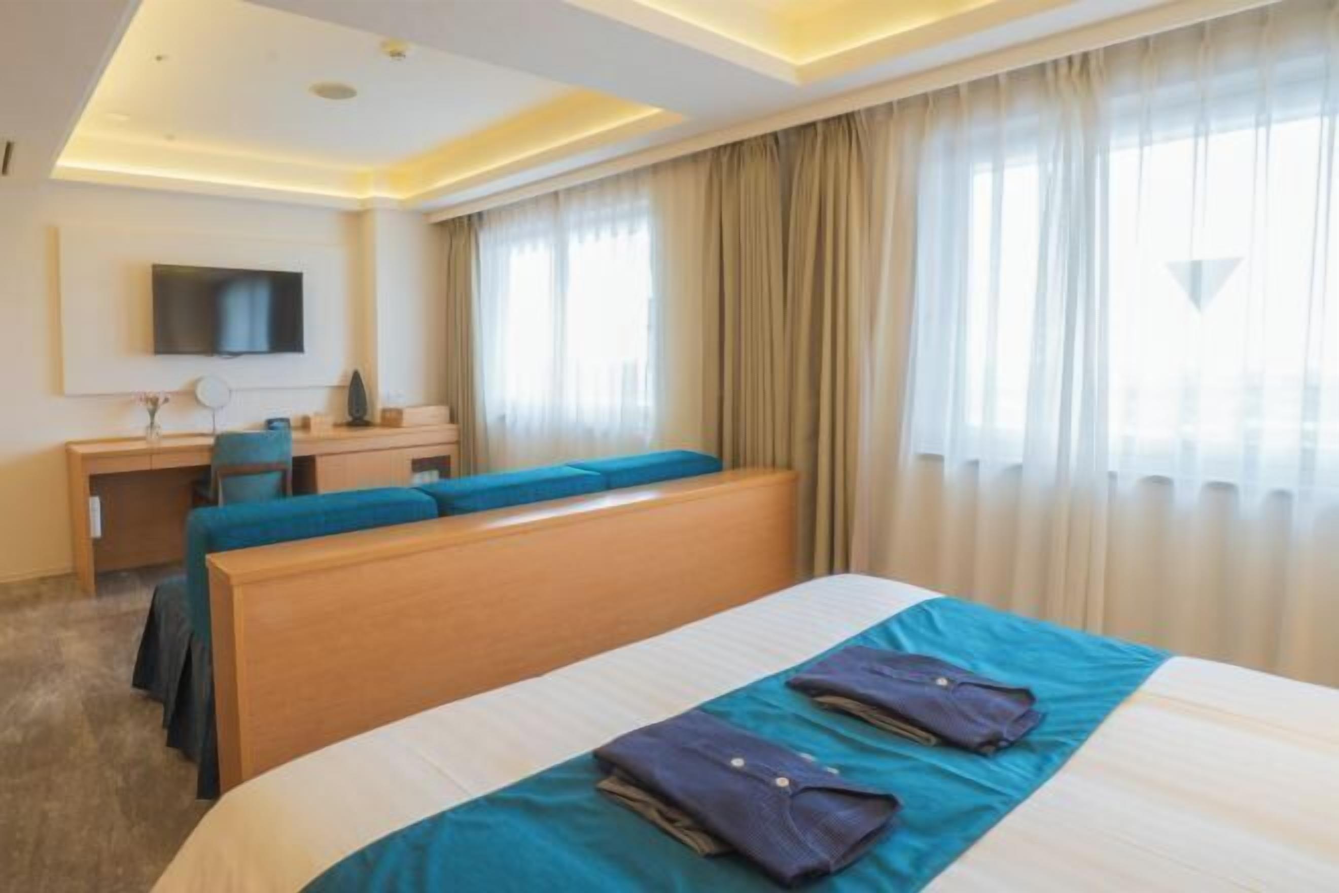 Skrivebord, arbejdsområde til bærbare computere, gratis Wi-Fi