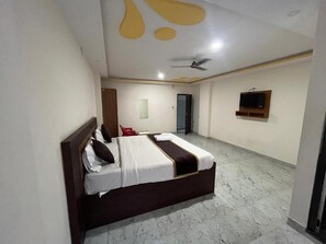 Classic Double Room - S L N COMFORT (Bengaluru)
