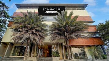 House | Exterior detail