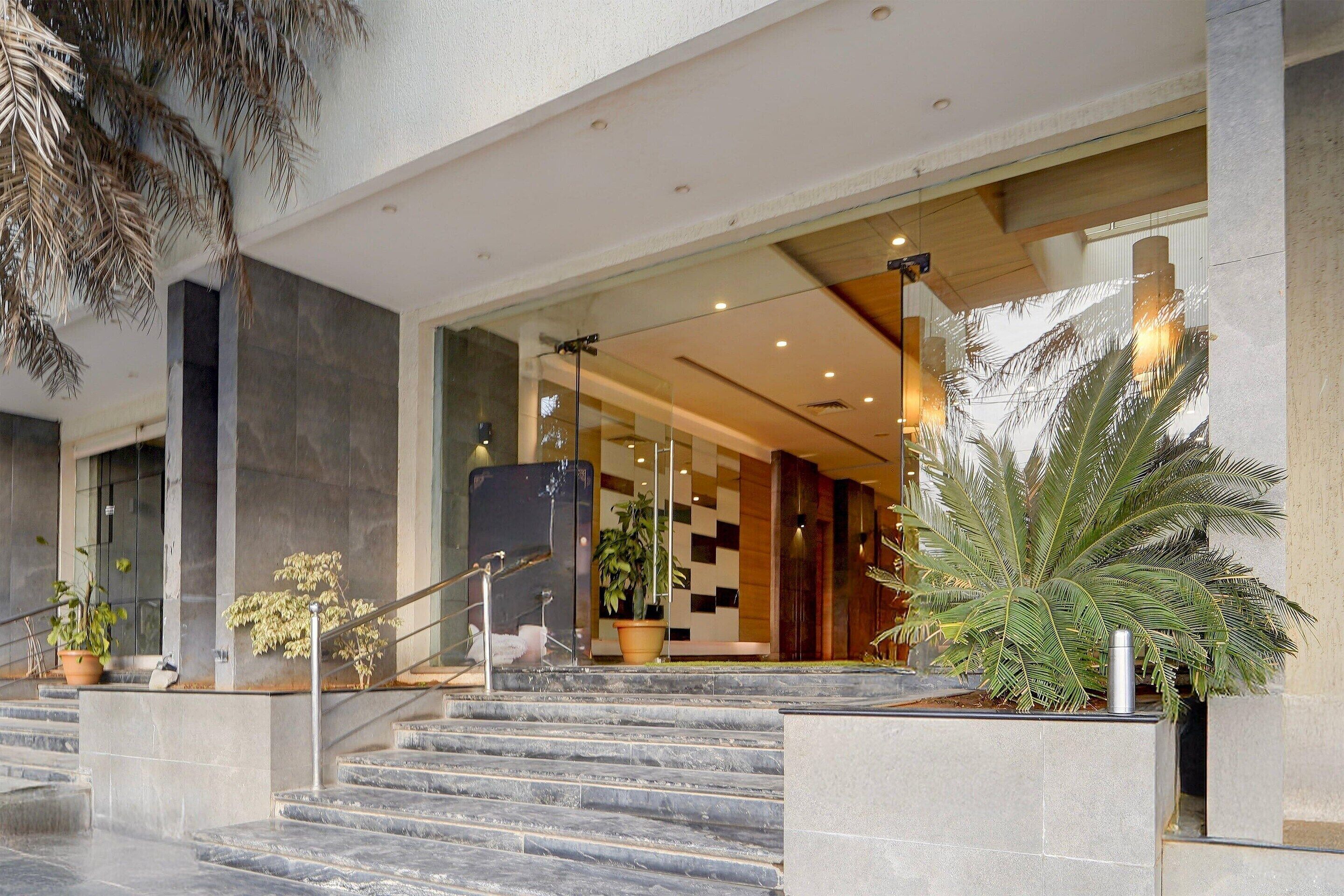 House | Reception