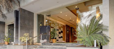 House | Reception