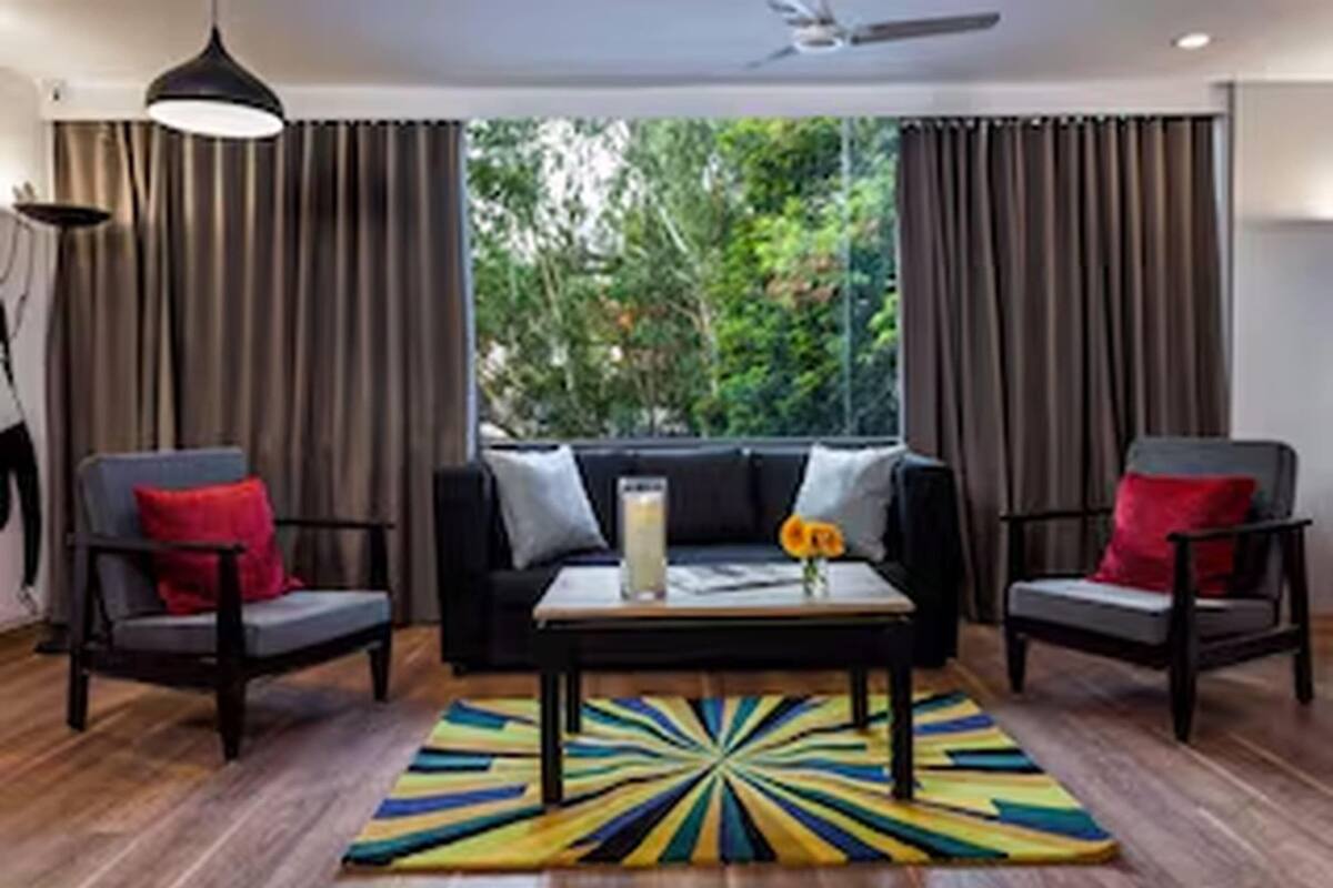 하우스 | 리셉션