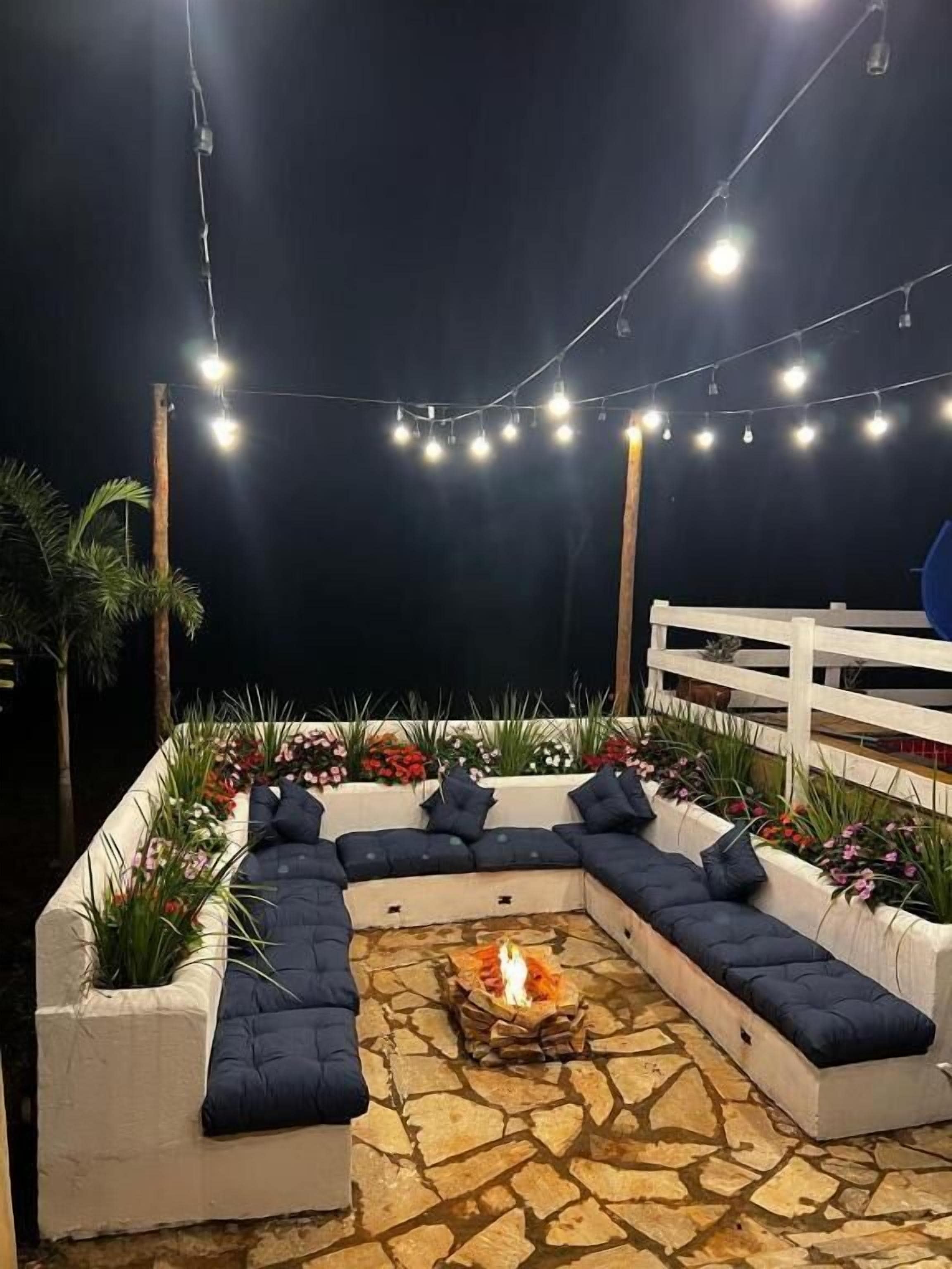 Comfort-Doppelzimmer, Balkon, Blick auf den Innenhof | Terrasse/Patio