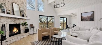 Lake Arrowhead Lakeview Retreat-Remodeled 4BR Escape