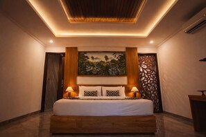1 bedroom, iron/ironing board, WiFi, bed sheets - Romantic Nature Haven Private Pool Villa - Jungle View at North Ubud (Gianyar)