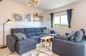 Smart TV - 139 - Modern Coastal Apartment with Pool & Sea Views in La Cala de Mijas (La Cala de Mijas)