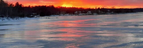 Cozy quiet 1-bedroom cabin in marvelous Oakfield with heat!