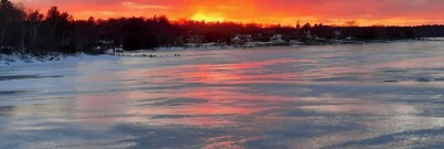 Cozy quiet 1-bedroom cabin in marvelous Oakfield with heat!