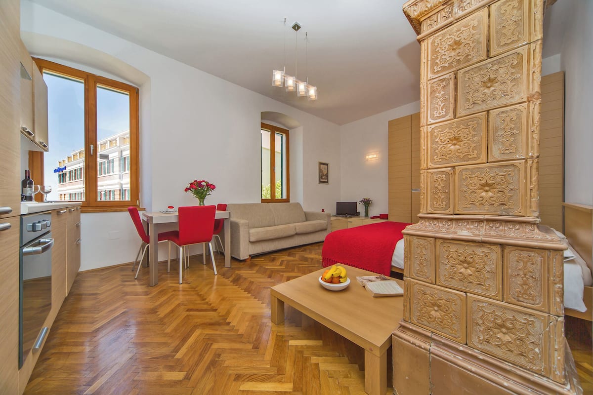 Comfort Studio | Egyptian cotton sheets, premium bedding, individually furnished