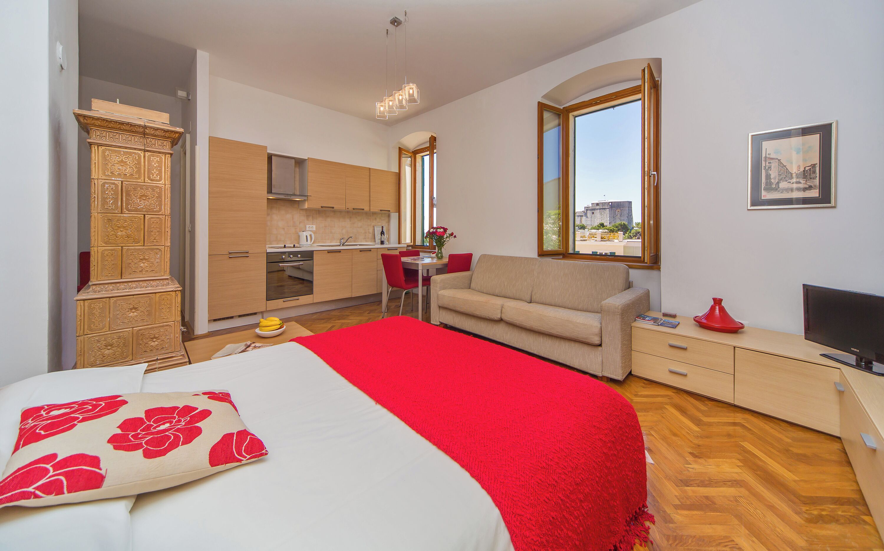 Ropa de cama de alta calidad y tabla de planchar con plancha 